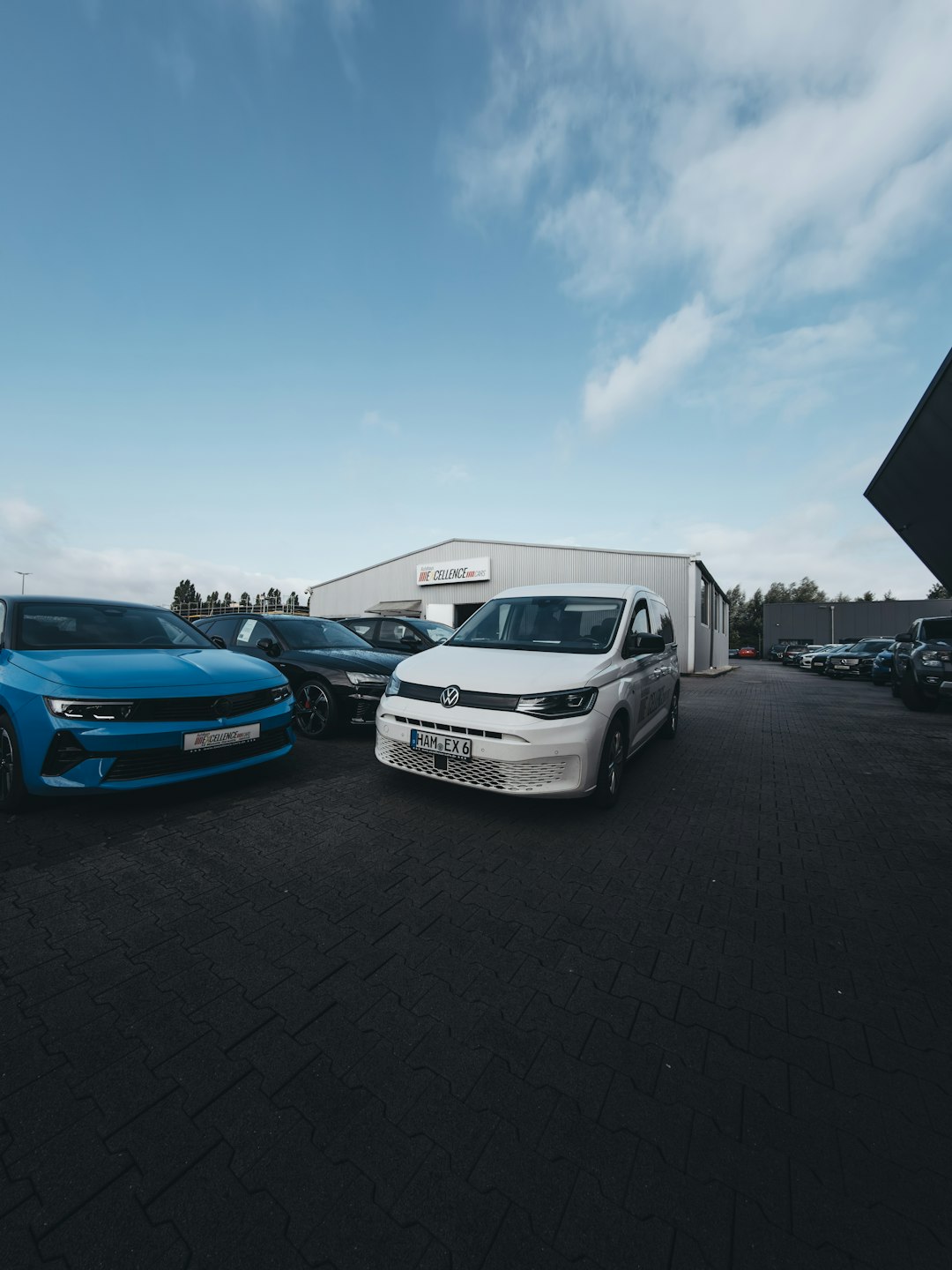 Autoturism second hand disponibil la dealerul auto din Corunca